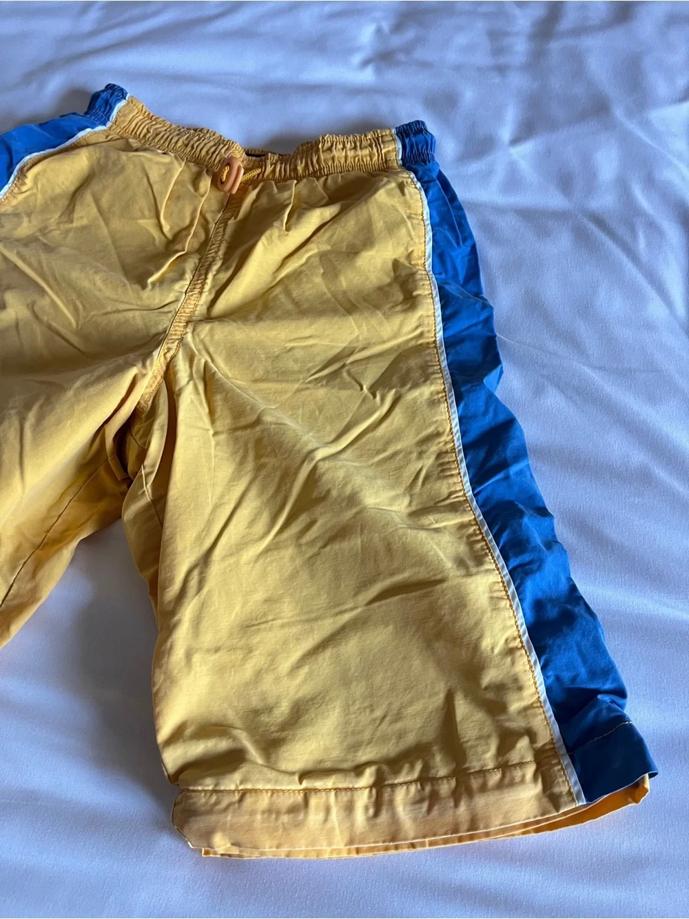 OshKosh B'gosh Yellow & Blue Lined Youth Cargo Shorts